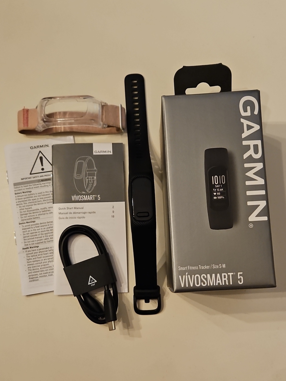 Garmin Vivosmart 5 Fitness Tracker + 2 Bands